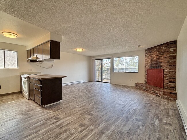 Building Photo - 3418 W 2nd Ave