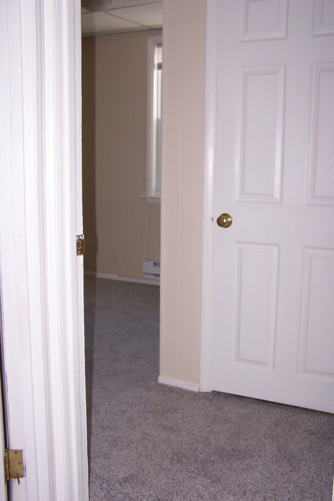 Front Bedroom - 141 N Bedford St