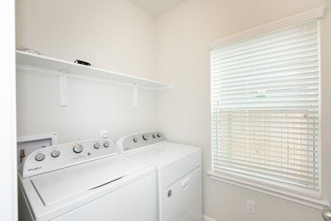 Building Photo - Sorento STUNNER!!!