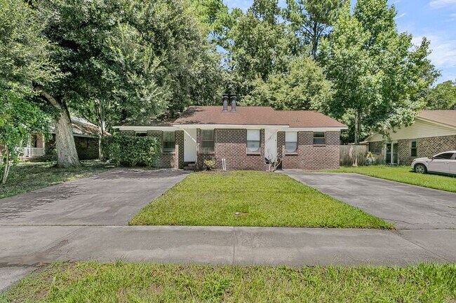 Building Photo - 216 Parlor Dr