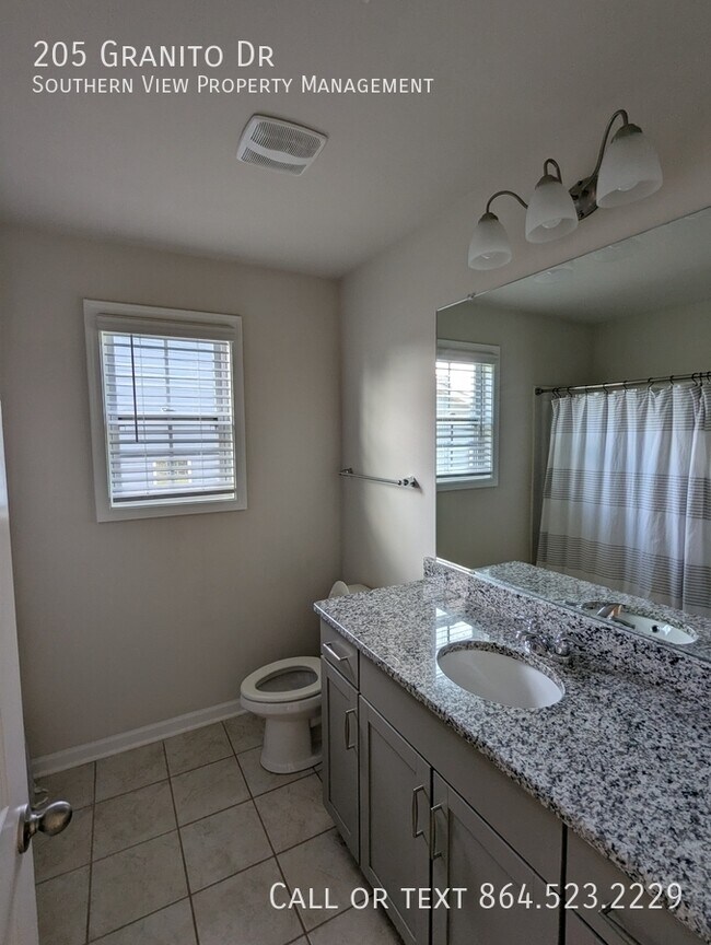 Building Photo - 205 Granito Dr
