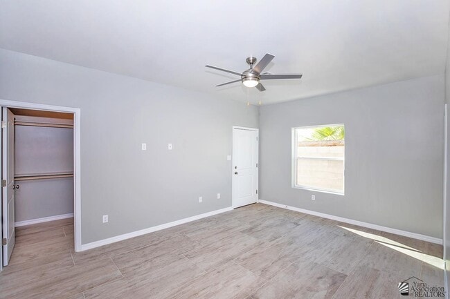 Building Photo - 643 S Orange Ave
