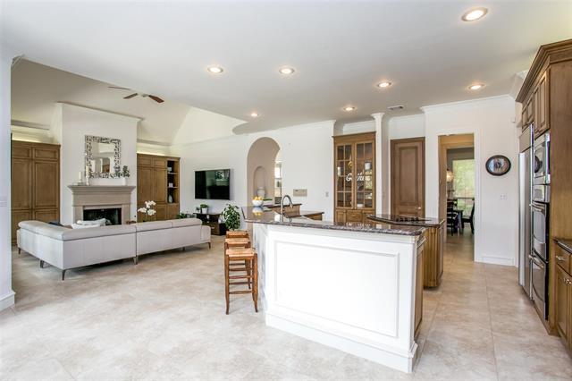 Building Photo - 602 Logans Ln