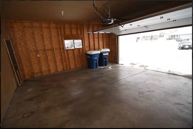 Building Photo - 1936 Little River Path