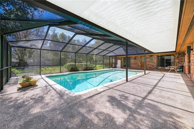 Building Photo - 114 Arrowhead Ln