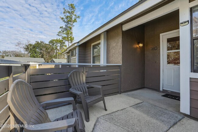 Building Photo - 8329 Derbyshire Pl