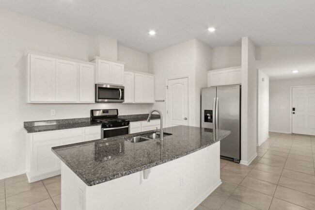 Building Photo - Charming 3-Bedroom Home in Nassau Crossing...