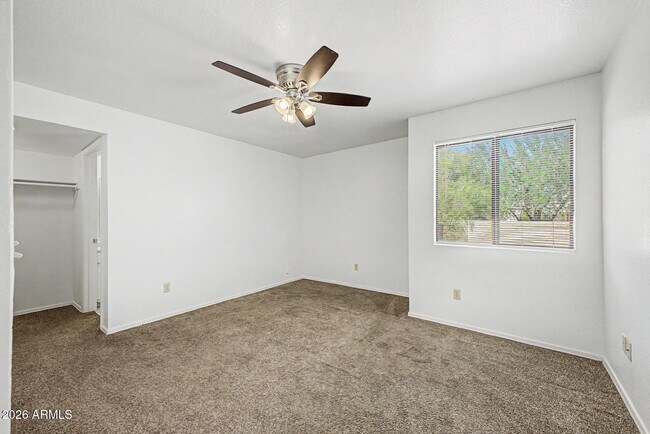 Building Photo - 16033 N 25th St