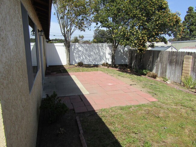 Building Photo - 507 Bakeman Ln