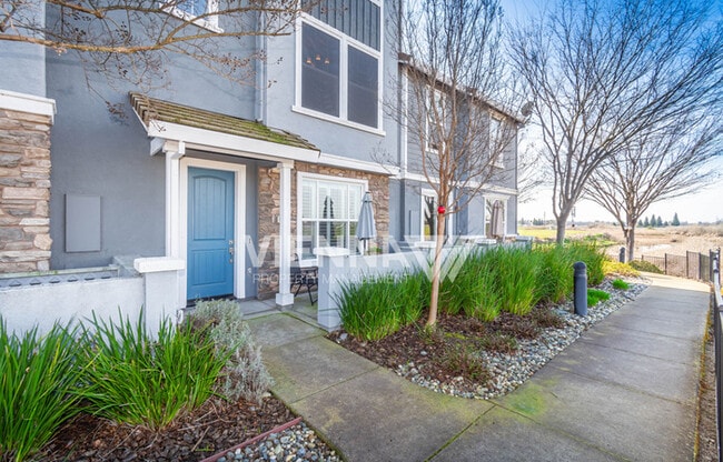 Building Photo - 6216 Lonetree Blvd
