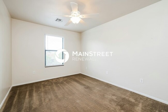 Building Photo - 3 Bedroom Pet-Friendly Home in VAIL, AZ with Main Street Renewal