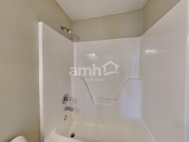 Building Photo - 803 Buckhaven Dr