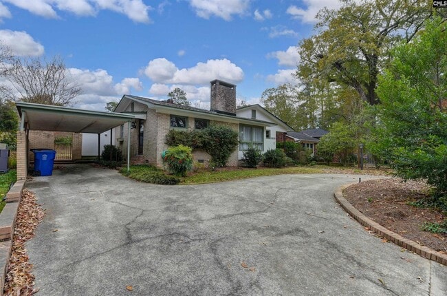 Building Photo - 1808 York Dr