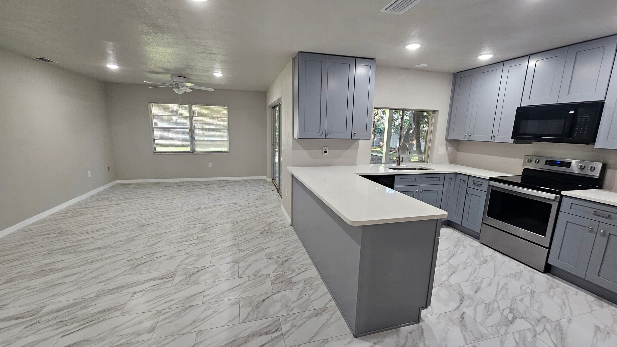 Building Photo - 1270 Deltona Blvd