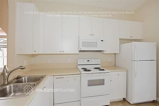 Building Photo - 2110 NE 37th Rd