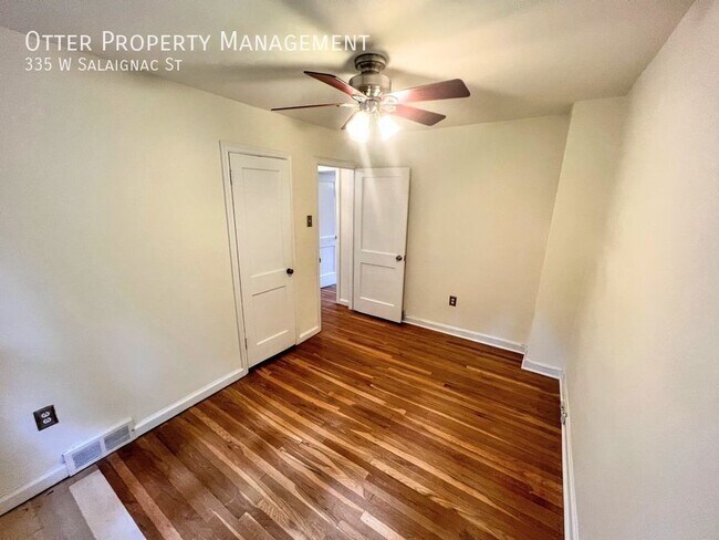 Building Photo - 335 Salaignac St