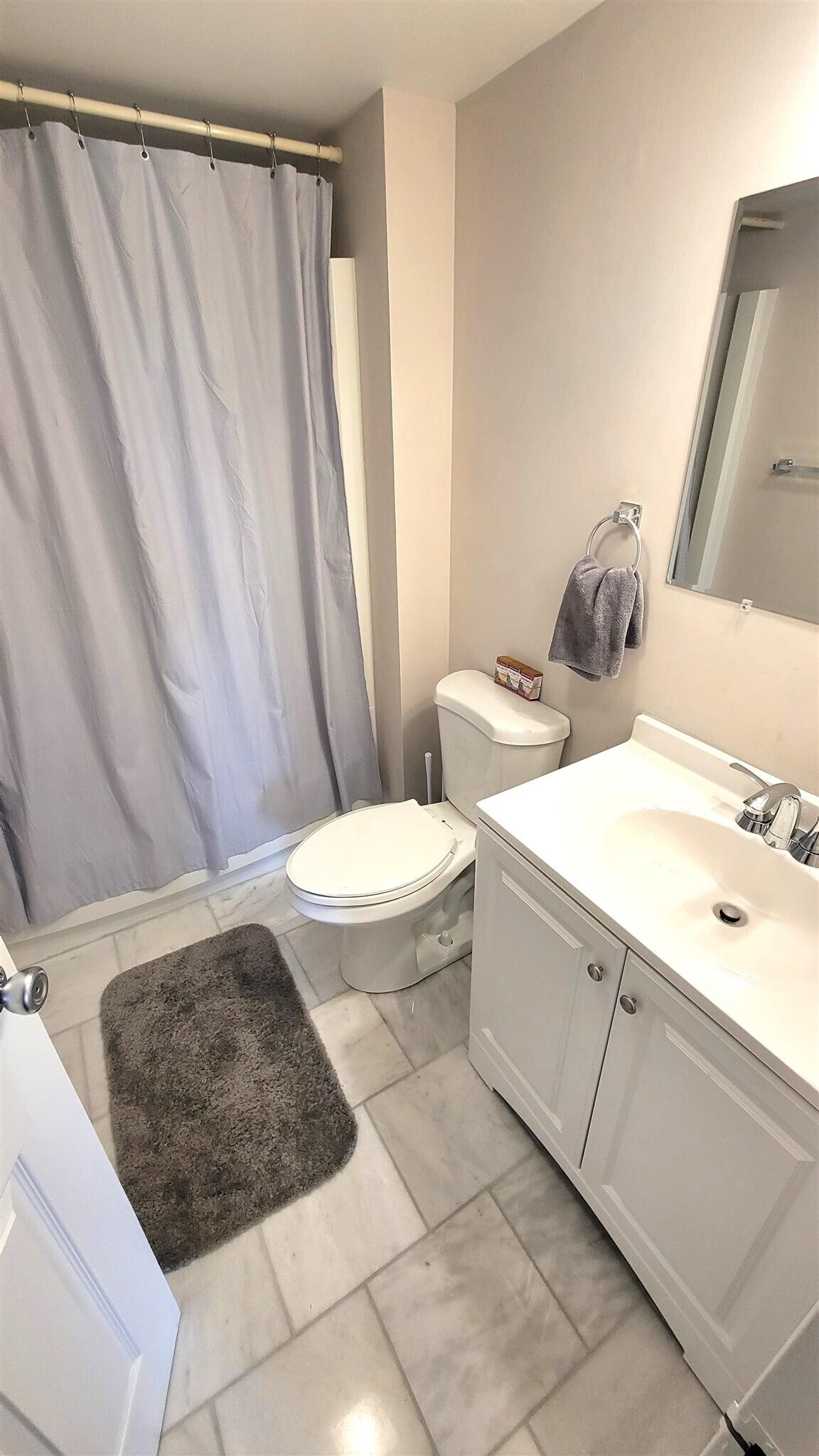 Building Photo - 235 Winthrop St