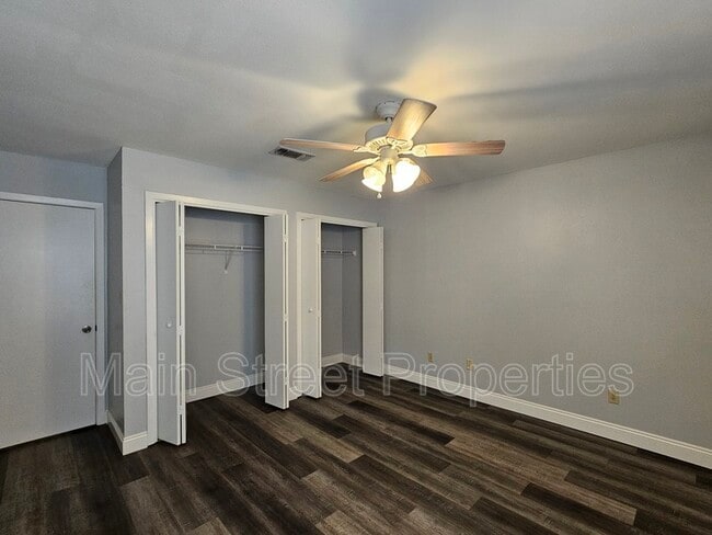 Building Photo - 6206 Woodward Ln