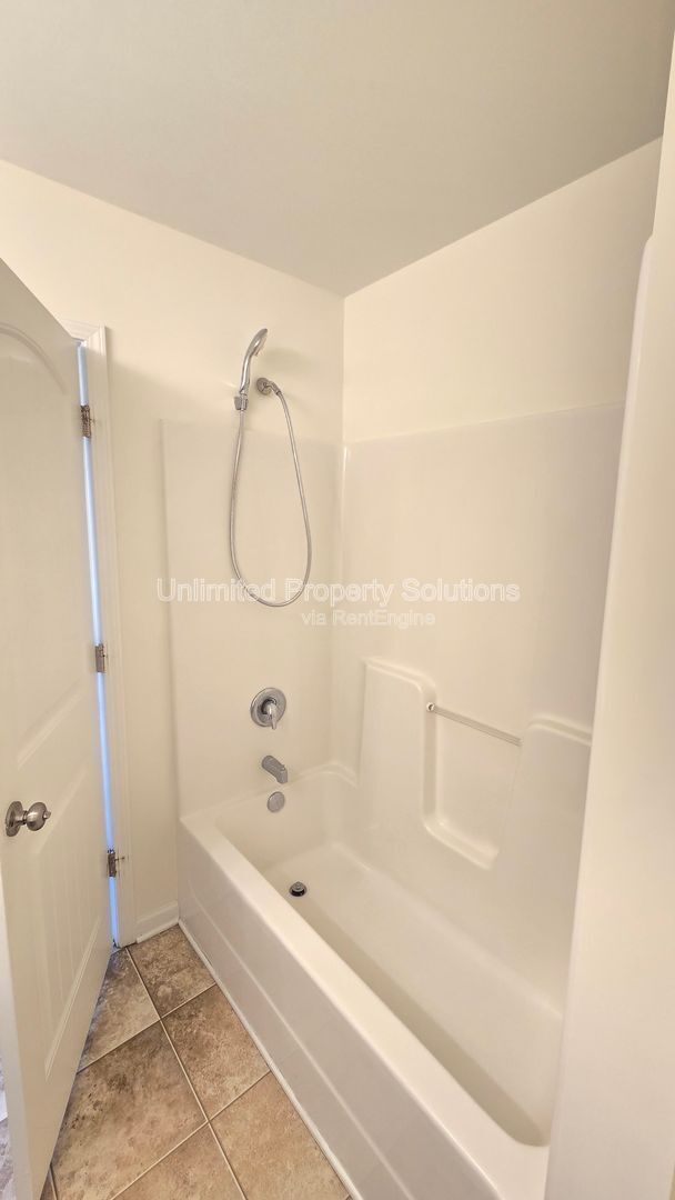 Building Photo - 4643 Andros Ln