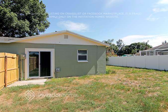 Building Photo - 14720 Mockingbird Ln E