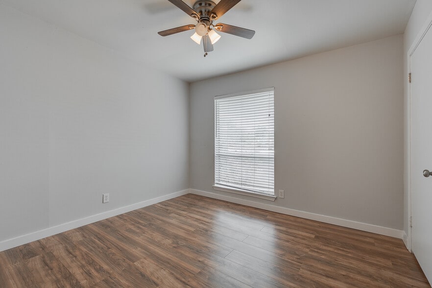Building Photo - 4330 Bowser Ave