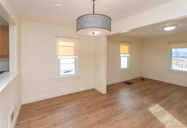 Building Photo - 35 Hudson Terrace