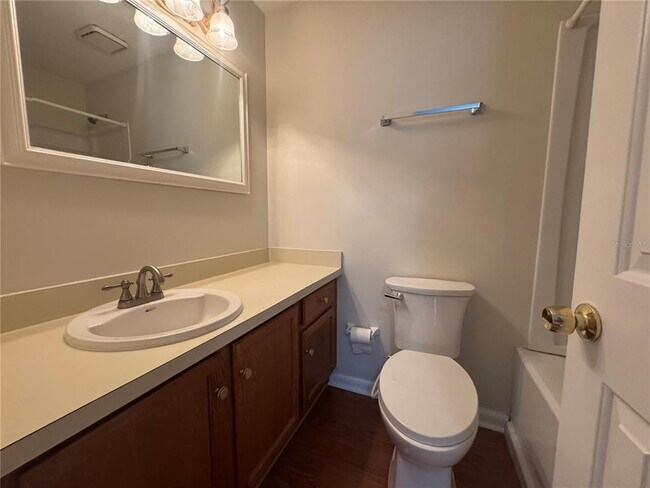 Building Photo - 964 Helmsley Ct