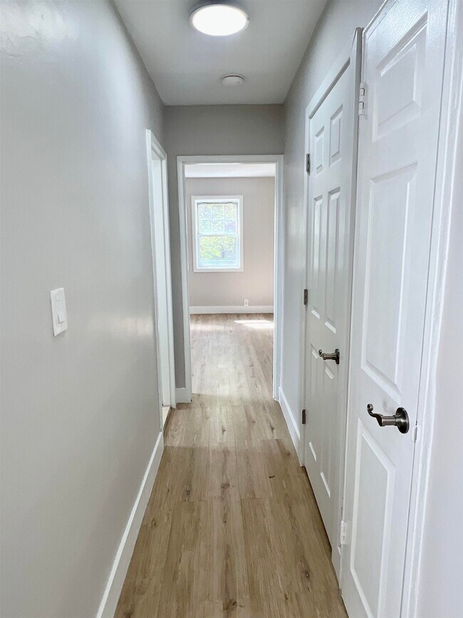 Building Photo - 7112 JFK Blvd E