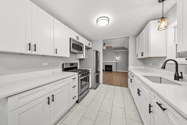 Building Photo - 2131 170th St