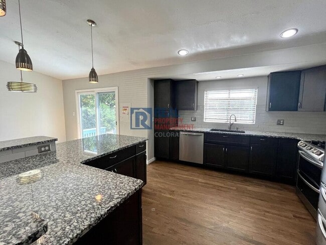 Building Photo - 4085 Host Ln