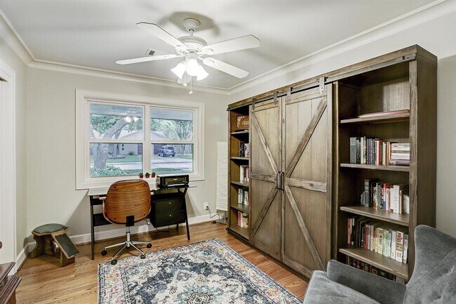 Building Photo - 2611 Tannehill Dr