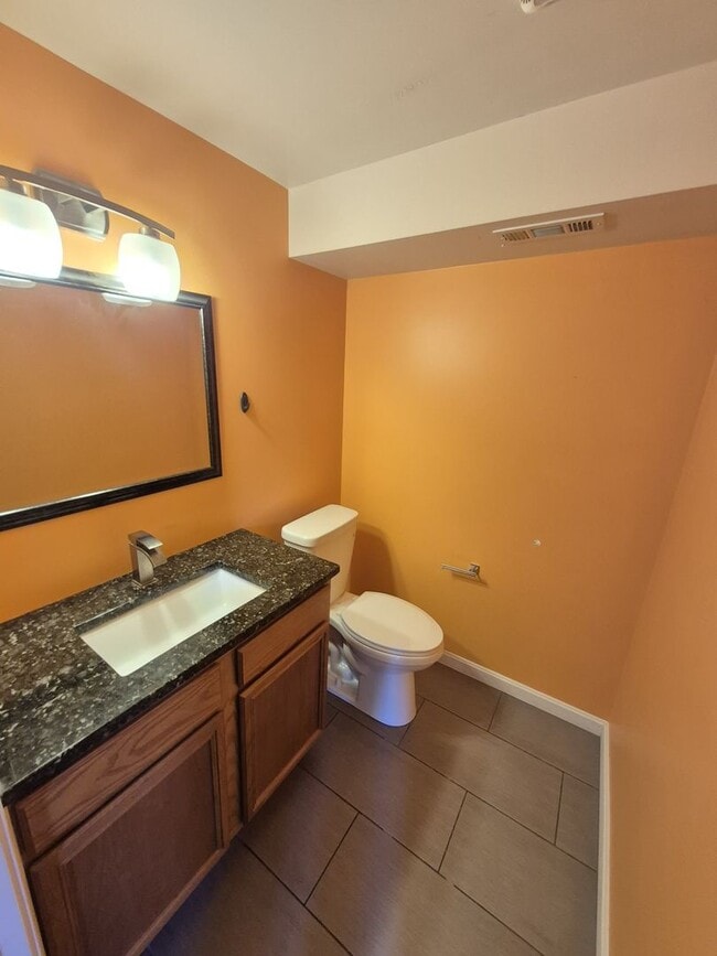 Building Photo - Charming 3BR/2.5BA home in desirable Union, KY!