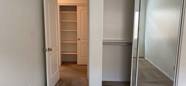 Building Photo - 3 bedroom home in Laveen!