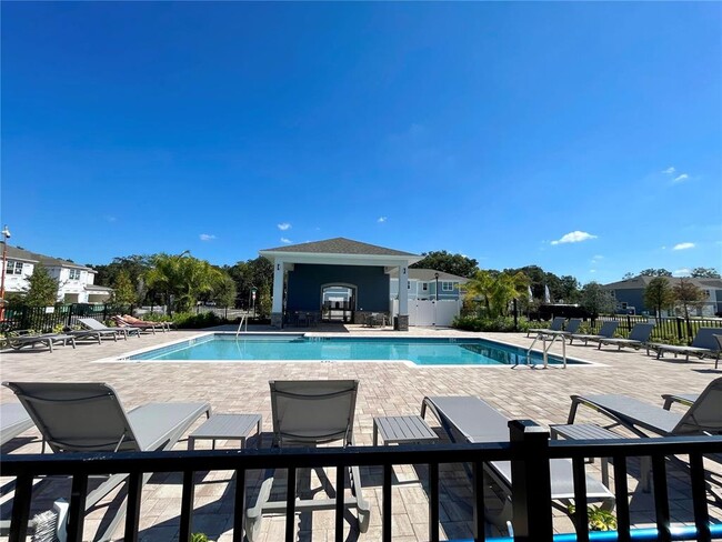 Building Photo - 1986 Canny Cv