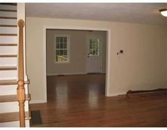 Building Photo - 1093 High St