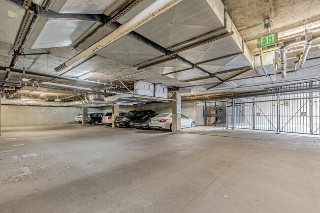 Building Photo - 3128 Loma Verde Dr