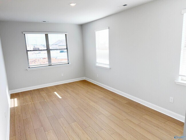 Building Photo - 218 Stockyard Cir