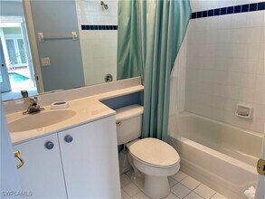 Building Photo - 25410 Alicante Dr