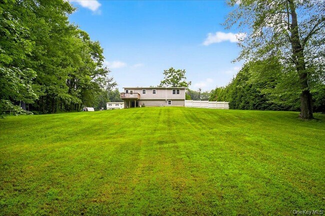 Building Photo - 226 Knoth Rd