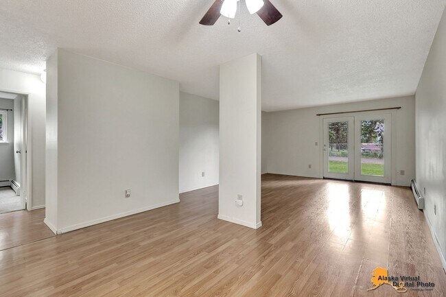 Building Photo - Cozy Condo for Rent in East Anchorage!