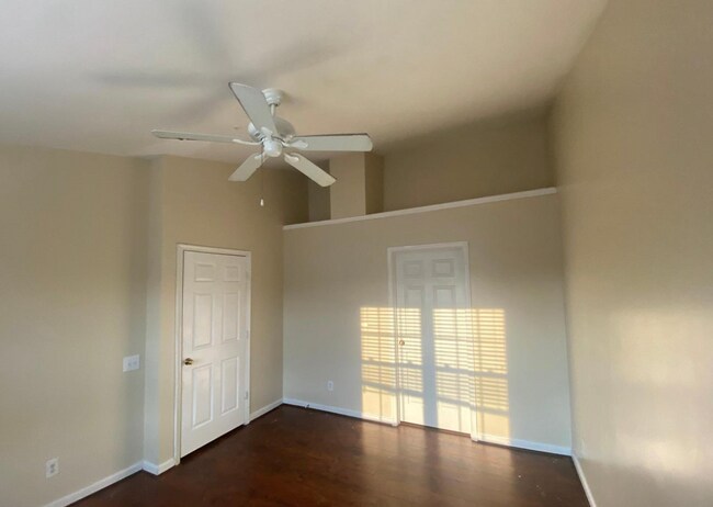 Building Photo - 11712 Tolson Pl