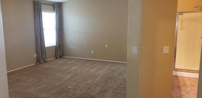 Building Photo - 21622 Dietz Dr