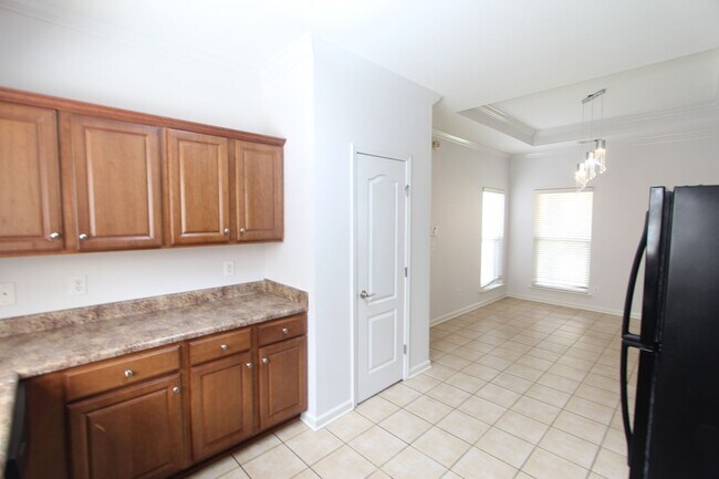 Building Photo - Homewood Area - Oxmoor Glen - Minutes to Downtown & UAB