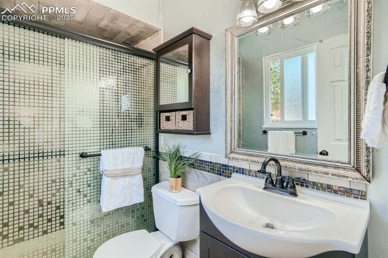 Building Photo - 3331 Red Onion Cir