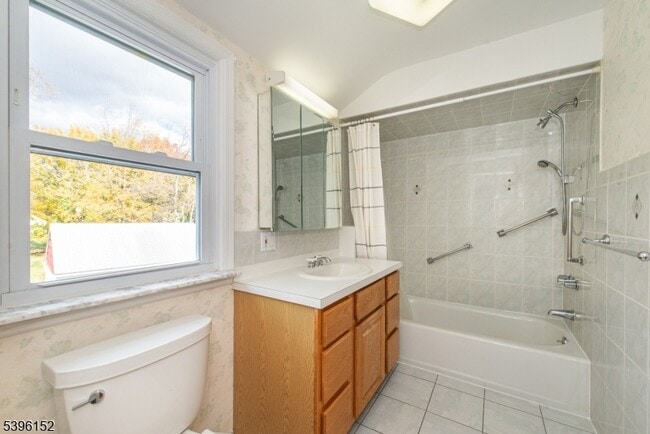 Building Photo - 266 W Passaic Ave