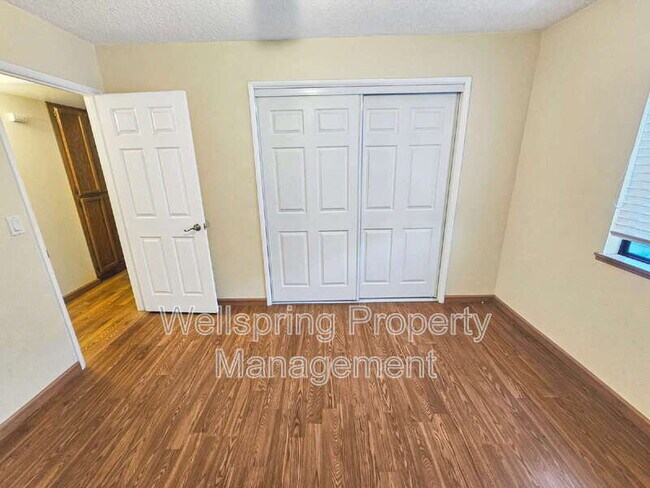 Building Photo - 821 Janelle Ct