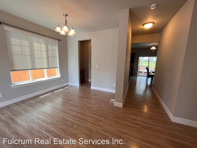 Building Photo - 4 br, 2.5 bath House - 9417 Prairie Wind S...
