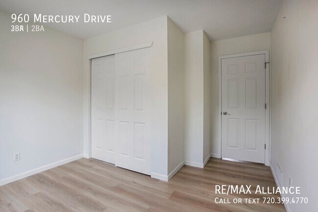 Building Photo - 960 Mercury Dr