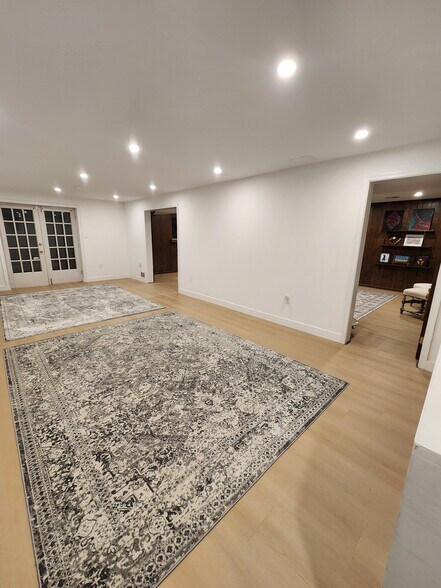 Building Photo - 18009 Ednor View Ter