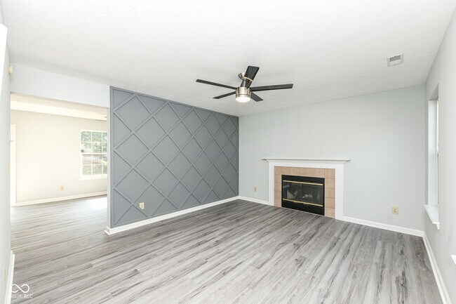 Building Photo - 510 Grand Woods Dr